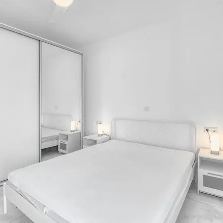 Appartement Peaceful Coastal 2-bedroom Retreat By μρs *